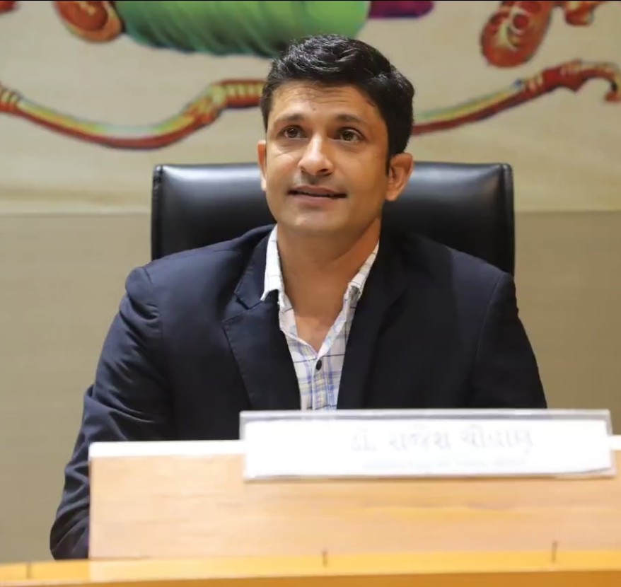 डॉ. राजेश चौहान